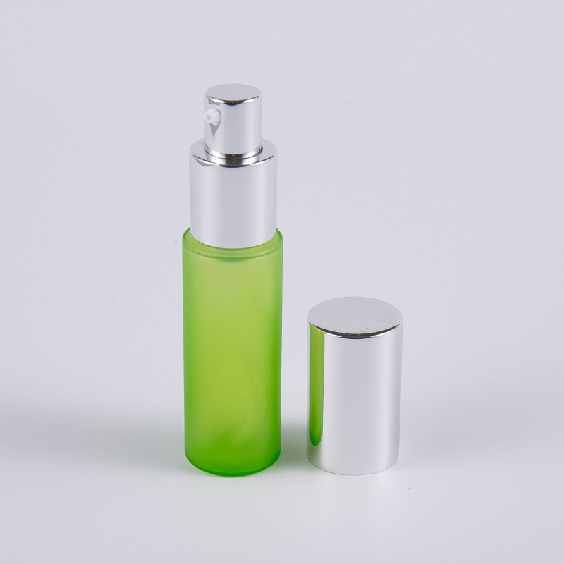 সবুজ ফ্রস্ট 20ml 30ml PET PETG গোলাকার পুরু প্রাচীর লোশন বোতল পাম্প সহ সবুজ ফ্রস্ট 20ml 30ml PET PETG গোলাকার পুরু প্রাচীর লোশন বোতল পাম্প সহ
