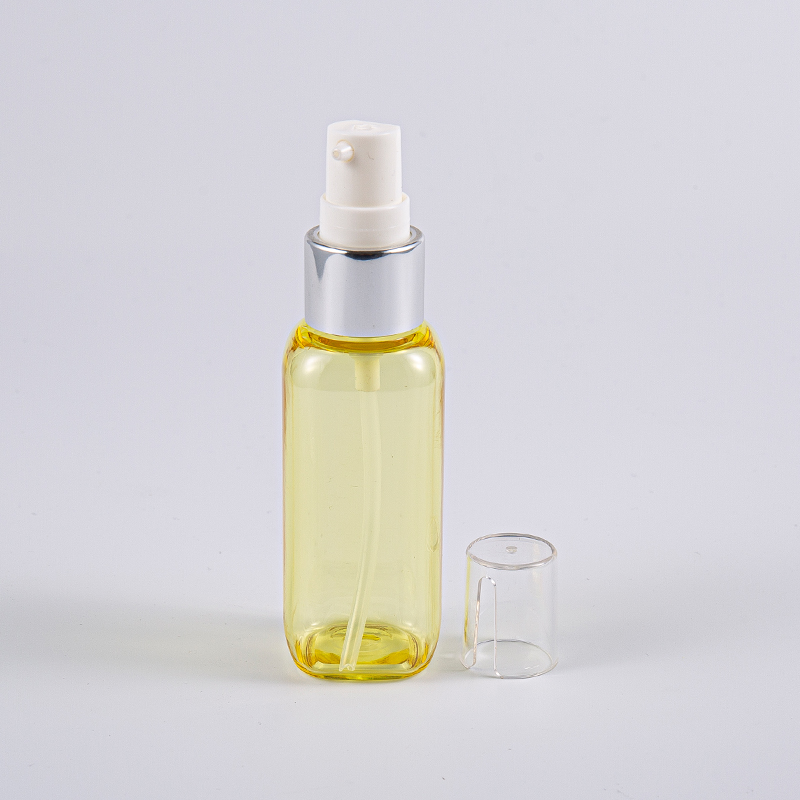ভ্রমণে পাম্প সহ 50ml Petg স্কয়ার আকৃতির বোতল ব্যবহার করুন